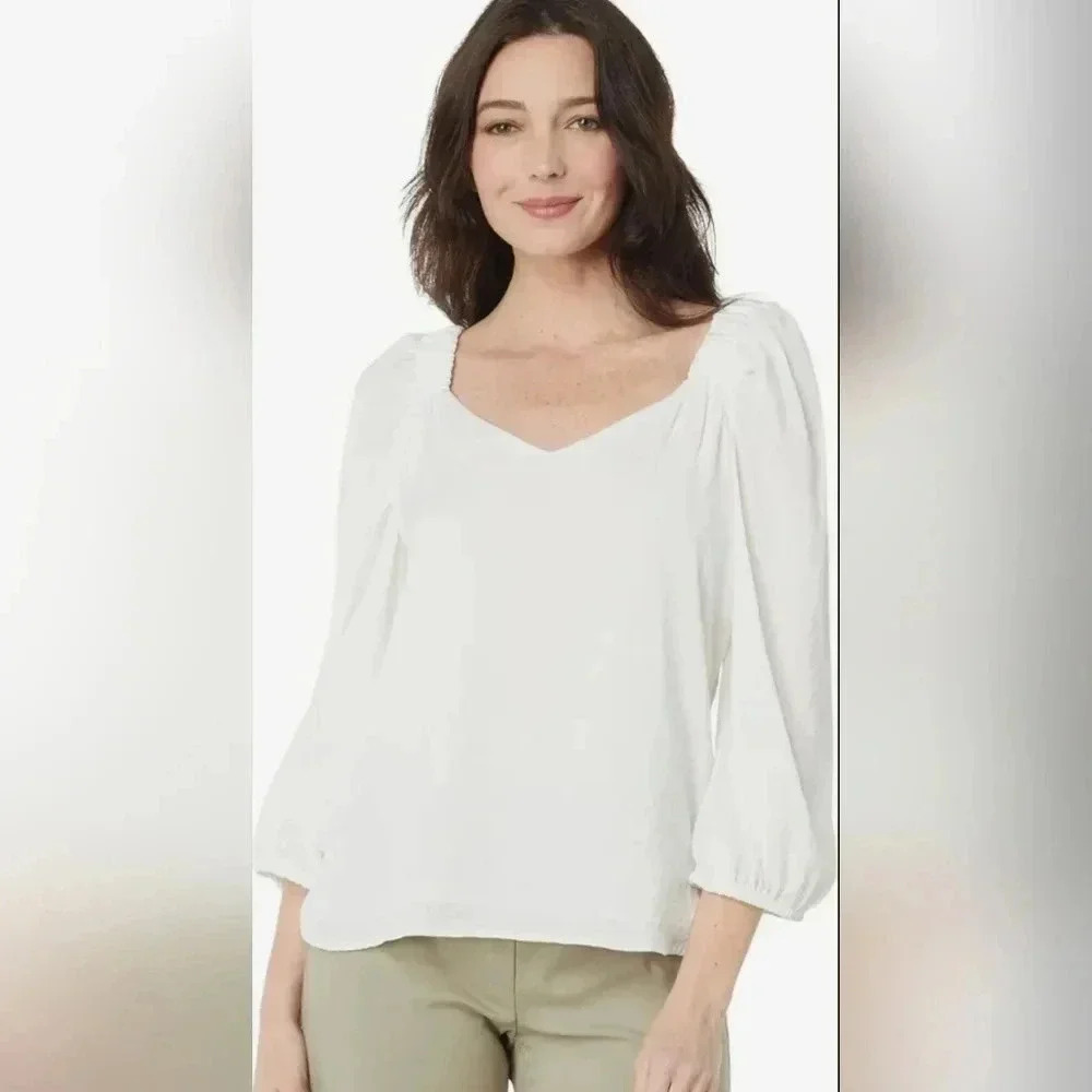 Minimalist Chic 3XL Winter White Flowy Tunic Lightweight Top